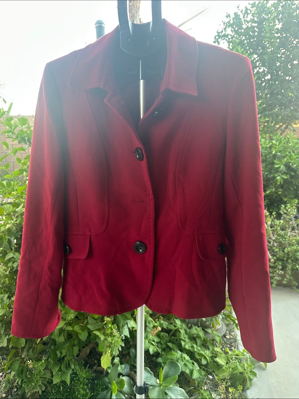 Focus 2000 Women's Deep Red Tailored Blazer